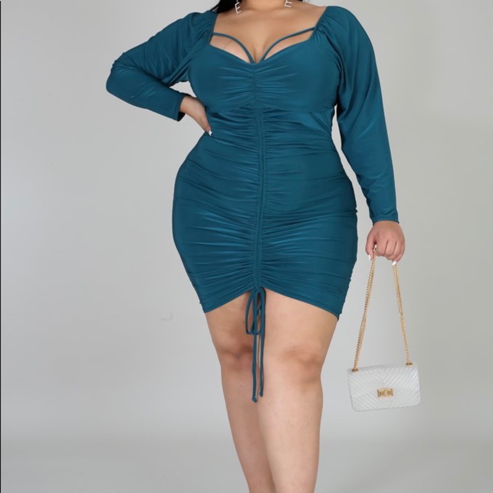 💎Plus size sexy scrunch dress